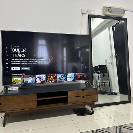 Kyra Homestay Centrus SOHO Cyberjaya *wifi&pool* Bagian luar foto