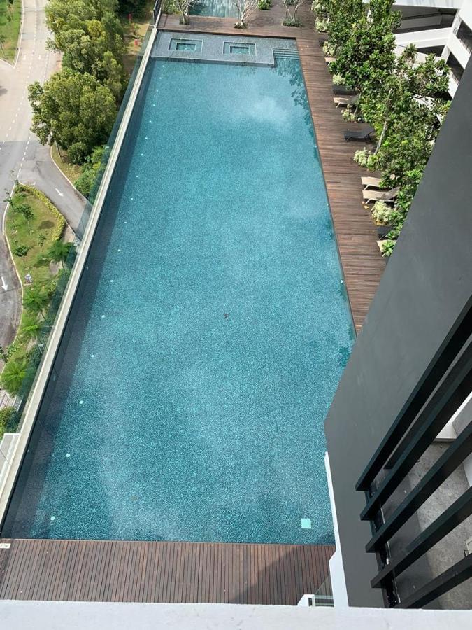 Kyra Homestay Centrus SOHO Cyberjaya *wifi&pool* Bagian luar foto